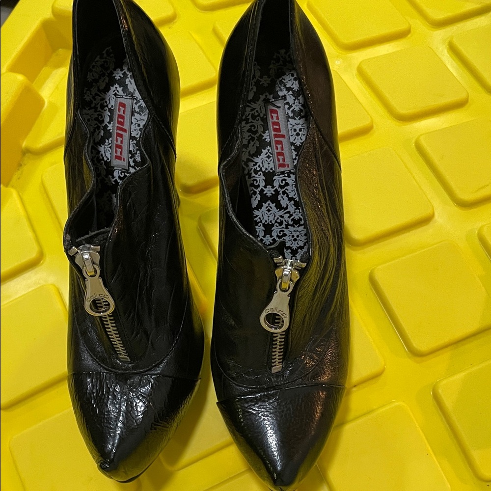 Chic Black Leather Women's Shoes 8